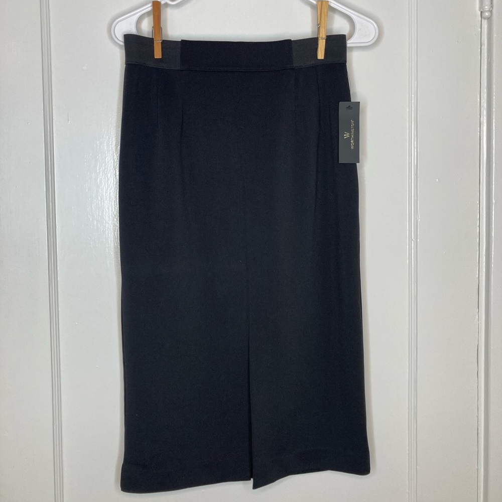 NWT Worthington black pencil skirt, size 4.
